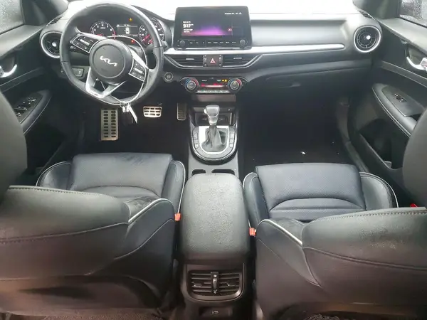 3KPF54AD4RE768704 2024 KIA FORTE - Image 8