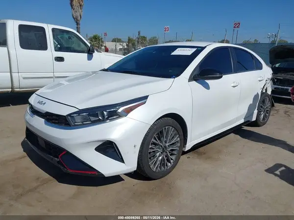 3KPF54AD4RE769190 2024 KIA FORTE - Image 2