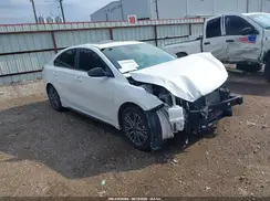 3KPF54AD4RE773837 2024 KIA FORTE
