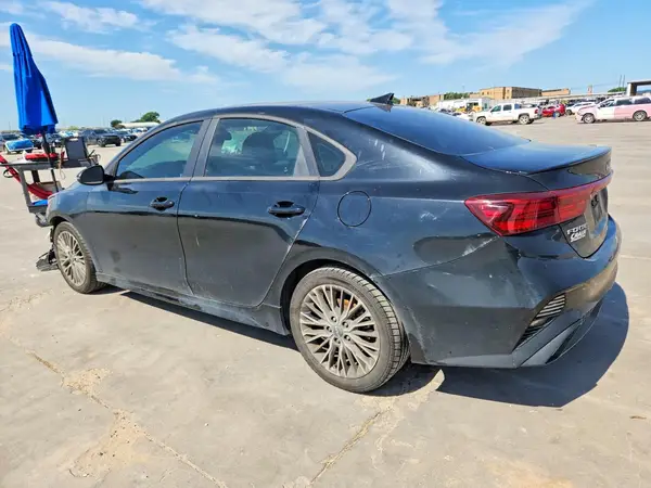 3KPF54AD4RE779430 2024 KIA FORTE - Image 2