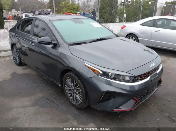 3KPF54AD4RE779914 2024 KIA FORTE - Image 1
