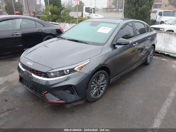 3KPF54AD4RE779914 2024 KIA FORTE - Image 2