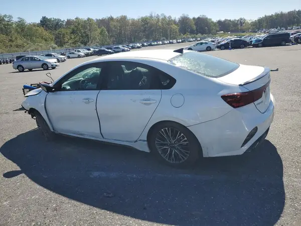 3KPF54AD4RE780481 2024 KIA FORTE - Image 2