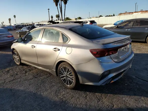 3KPF54AD4RE785650 2024 KIA FORTE - Image 2