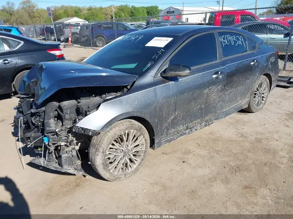 3KPF54AD4RE791061 2024 KIA FORTE - Image 2
