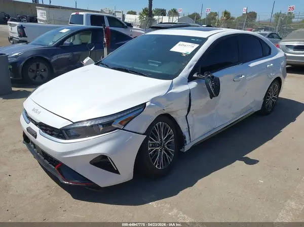 3KPF54AD4RE796468 2024 KIA FORTE - Image 2