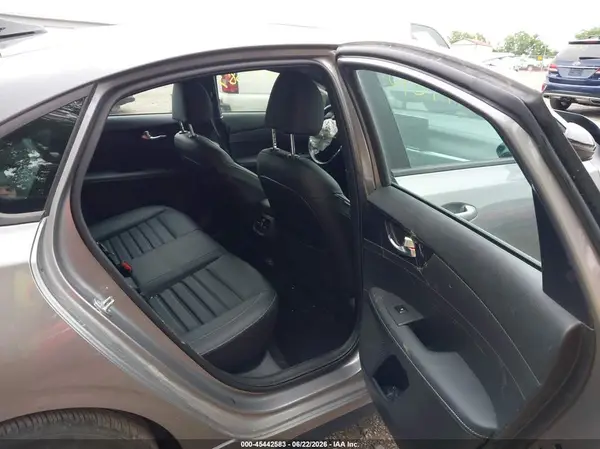 3KPF54AD4RE801233 2024 KIA FORTE - Image 8