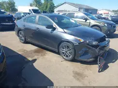3KPF54AD4RE803869 2024 KIA FORTE