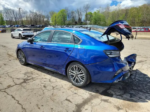 3KPF54AD4RE807484 2024 KIA FORTE - Image 2