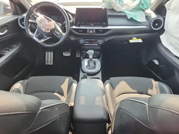 3KPF54AD4RE809333 2024 KIA FORTE - Image 8