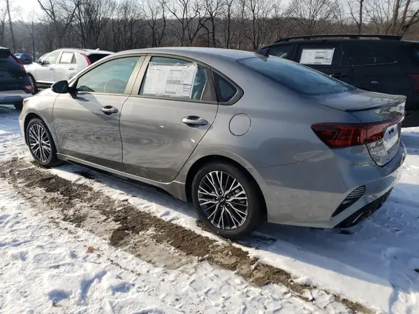3KPF54AD4RE816329 2024 KIA FORTE - Image 2