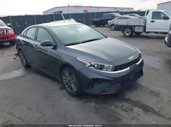 3KPF54AD4RE829811 2024 KIA FORTE