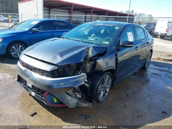 3KPF54AD4RE831820 2024 KIA FORTE - Image 2