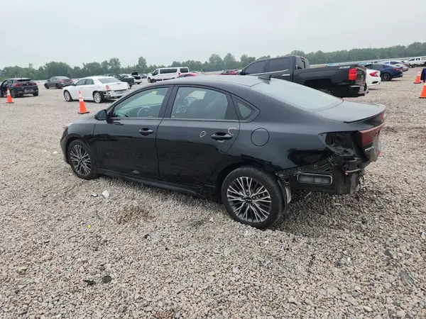 3KPF54AD4RE832059 2024 KIA FORTE - Image 2