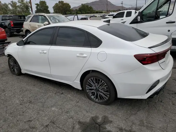 3KPF54AD4RE840937 2024 KIA FORTE - Image 2