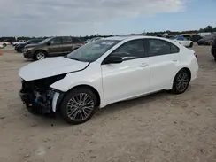3KPF54AD4RE840971 2024 KIA FORTE