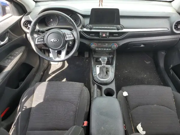 3KPF54AD5KE009372 2019 KIA FORTE - Image 8