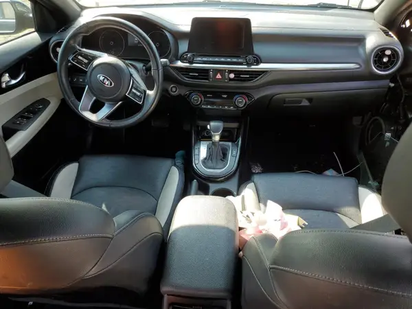 3KPF54AD5KE027998 2019 KIA FORTE - Image 8