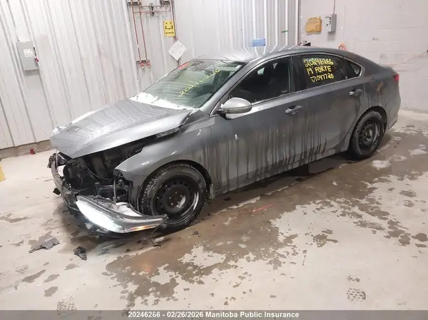 3KPF54AD5KE047720 2019 KIA FORTE - Image 2