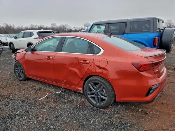 3KPF54AD5KE071080 2019 KIA FORTE - Image 2