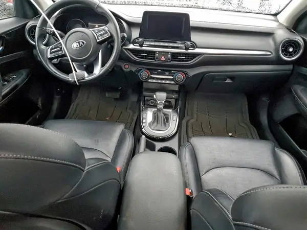 3KPF54AD5KE071080 2019 KIA FORTE - Image 8