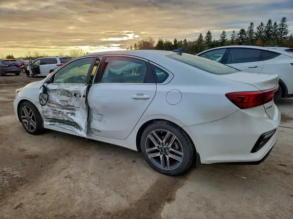 3KPF54AD5KE082452 2019 KIA FORTE - Image 2