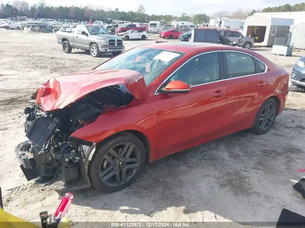 3KPF54AD5KE087229 2019 KIA FORTE - Image 2