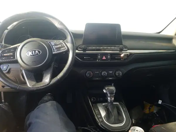 3KPF54AD5KE110170 2019 KIA FORTE - Image 8