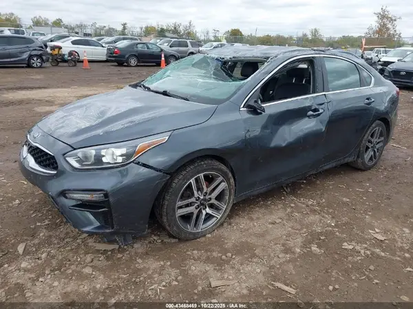 3KPF54AD5KE126224 2019 KIA FORTE - Image 2