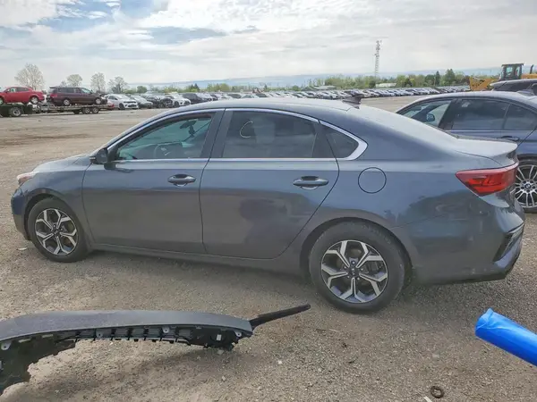 3KPF54AD5LE181080 2020 KIA FORTE - Image 2
