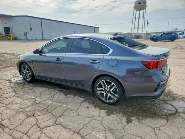 3KPF54AD5LE185811 2020 KIA FORTE - Image 2