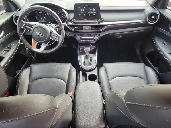 3KPF54AD5LE185811 2020 KIA FORTE - Image 8