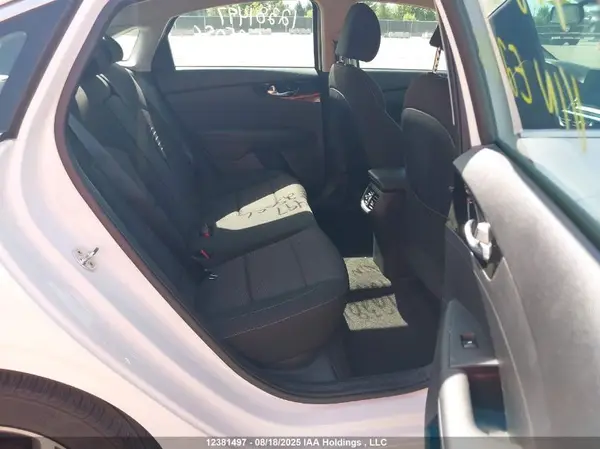 3KPF54AD5LE250561 2020 KIA FORTE - Image 8