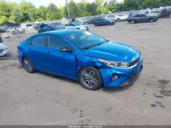 3KPF54AD5NE425944 2022 KIA FORTE