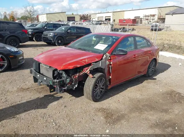 3KPF54AD5NE426091 2022 KIA FORTE - Image 2