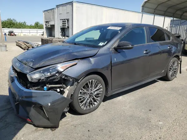 3KPF54AD5NE440590 2022 KIA FORTE - Image 1
