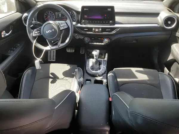 3KPF54AD5NE440590 2022 KIA FORTE - Image 8