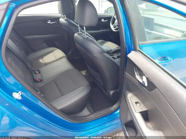 3KPF54AD5NE443294 2022 KIA FORTE - Image 8