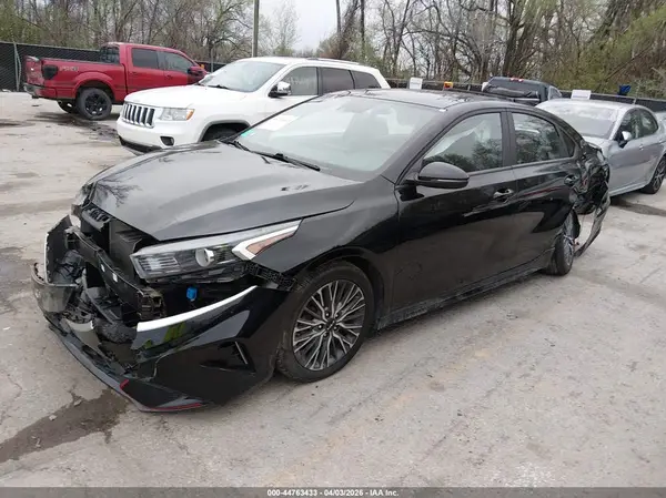 3KPF54AD5NE444722 2022 KIA FORTE - Image 2