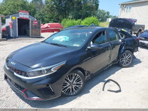 3KPF54AD5NE445157 2022 KIA FORTE - Image 2