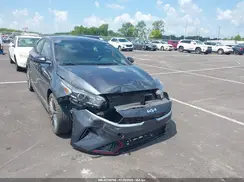 3KPF54AD5NE448303 2022 KIA FORTE