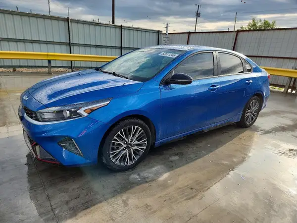 3KPF54AD5NE448978 2022 KIA FORTE - Image 1