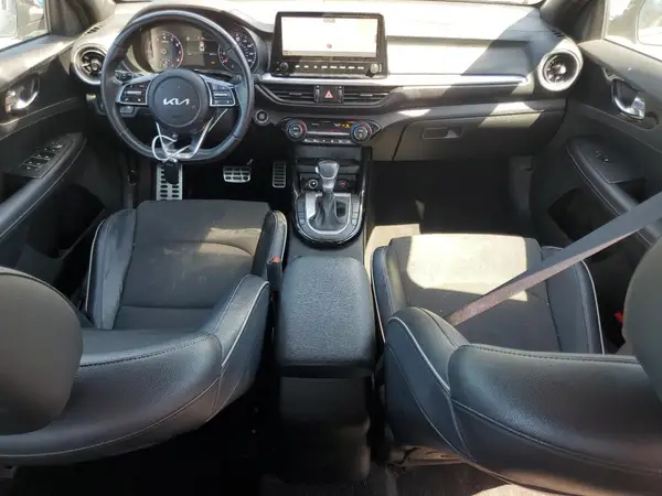 3KPF54AD5NE469328 2022 KIA FORTE - Image 8