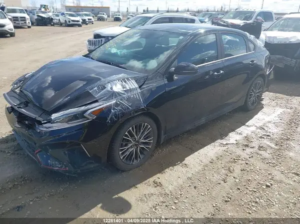 3KPF54AD5NE478644 2022 KIA FORTE - Image 2