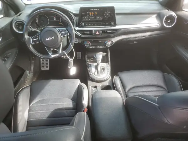 3KPF54AD5NE479129 2022 KIA FORTE - Image 8