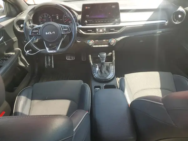 3KPF54AD5NE487618 2022 KIA FORTE - Image 8
