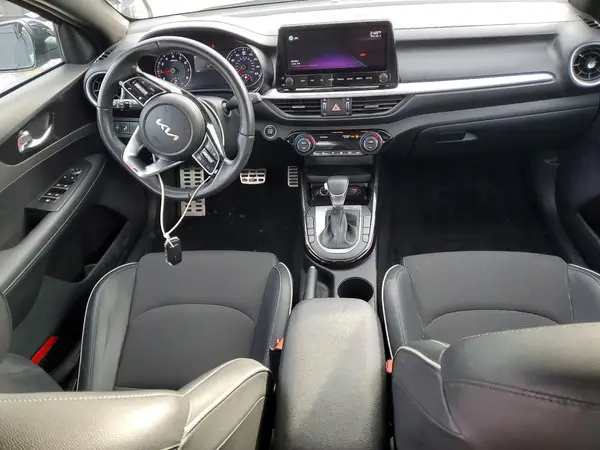 3KPF54AD5NE492625 2022 KIA FORTE - Image 8