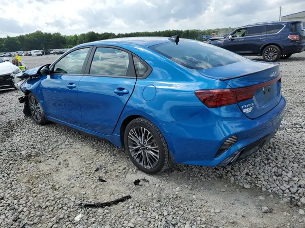 3KPF54AD5NE505485 2022 KIA FORTE - Image 2