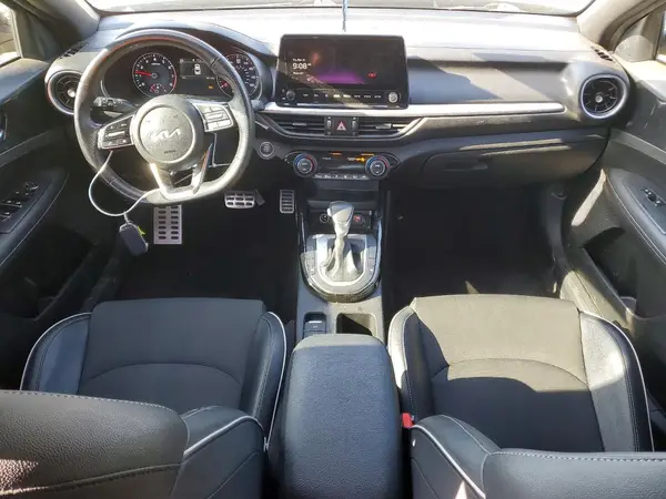 3KPF54AD5PE513623 2023 KIA FORTE - Image 8