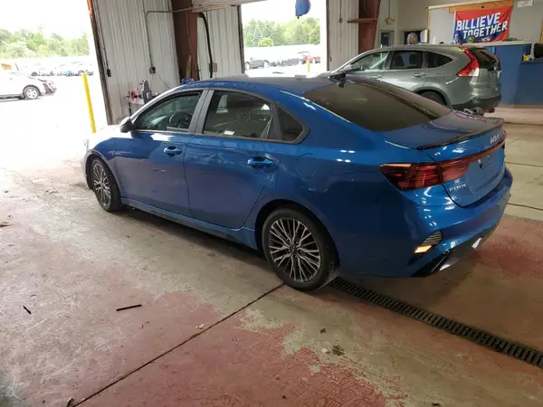 3KPF54AD5PE516201 2023 KIA FORTE - Image 2